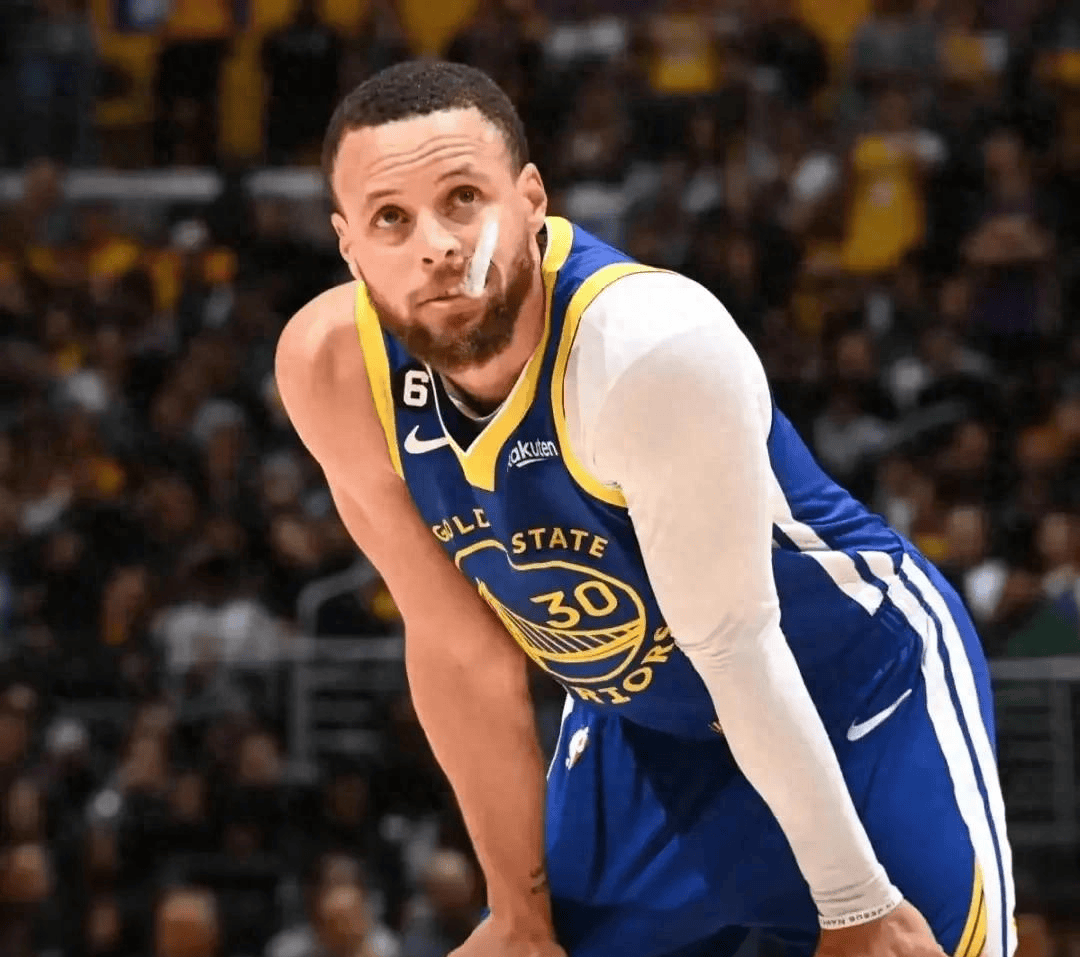 九游娱乐体育-包含库里官方宣布反败为胜新规，快船引发争议！比赛高潮迭起的词条